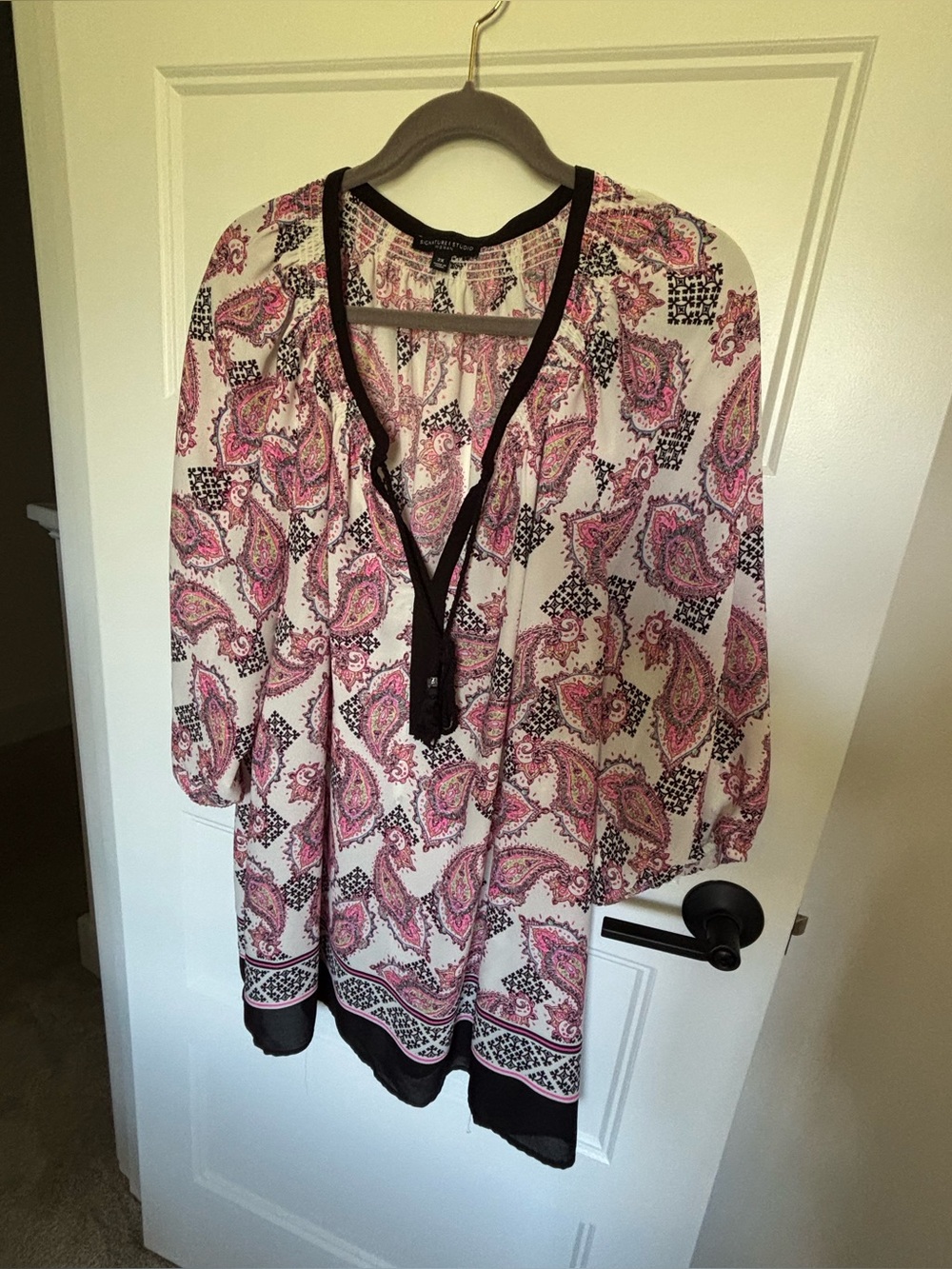 Women’s Pink Paisley Top